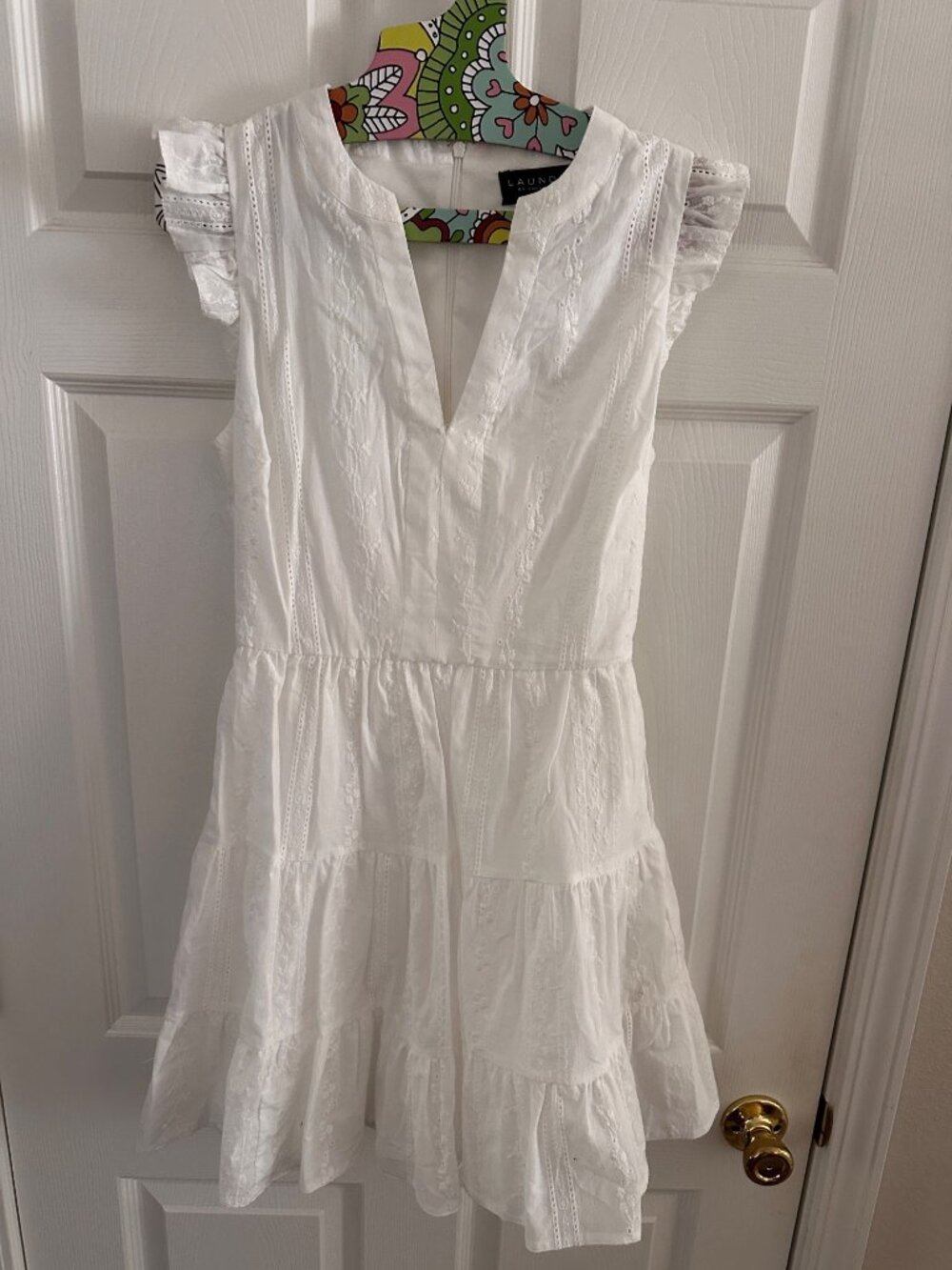 Laundry By Shelli Segal White Eyelet Dress Size 2